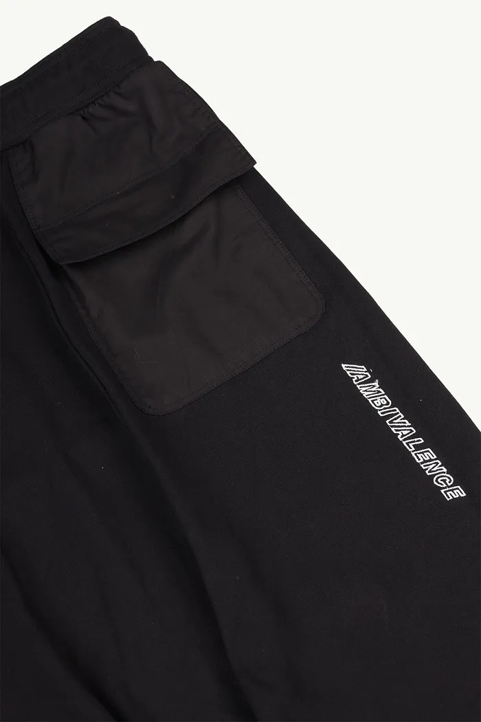 SIKI Sweatpant Cargo in Black 2