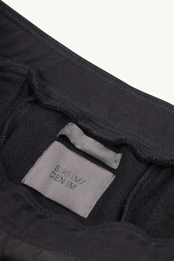 SIKI Sweatpant Cargo in Black 3