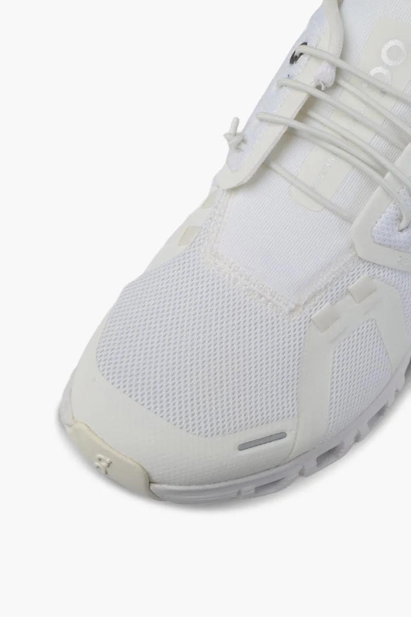 ON Men Cloud 6 Sneakers in White/White 4
