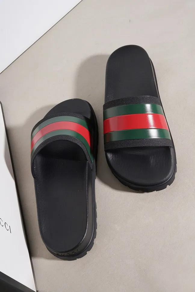 GUCCI Men Web Slides in Black 2