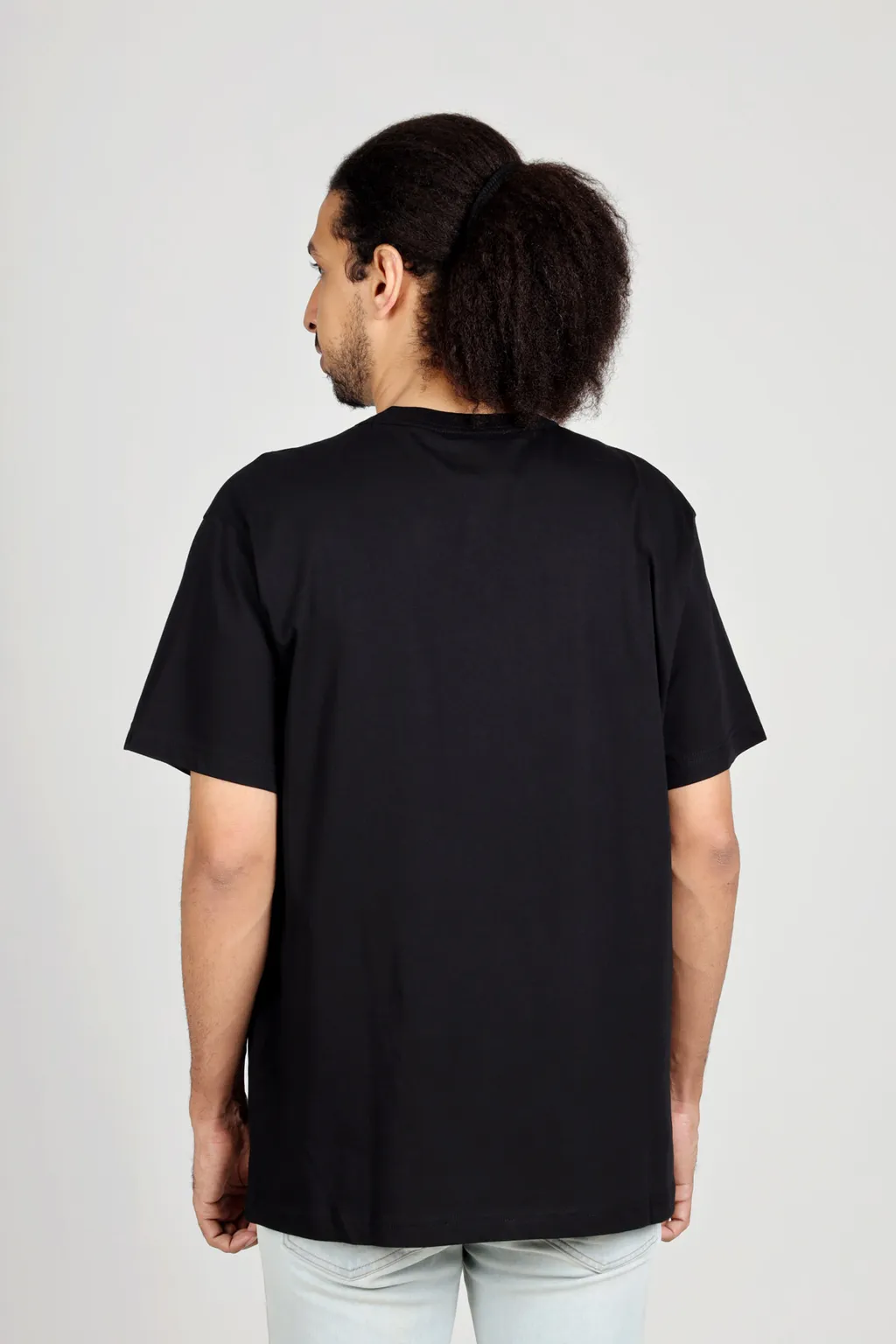 VERSACE JEANS COUTURE Men R Warranty Print T-Shirt in Black 2
