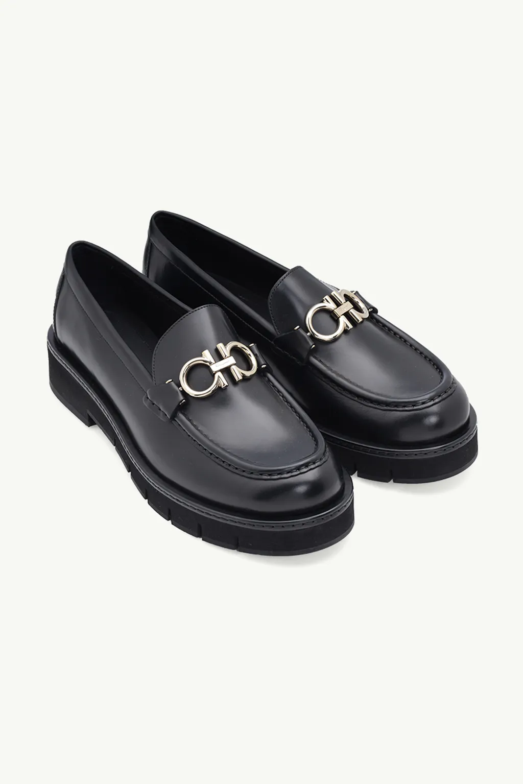 FERRAGAMO Women Gancini Heel 2cm Loafer in Black Calf Leather 1