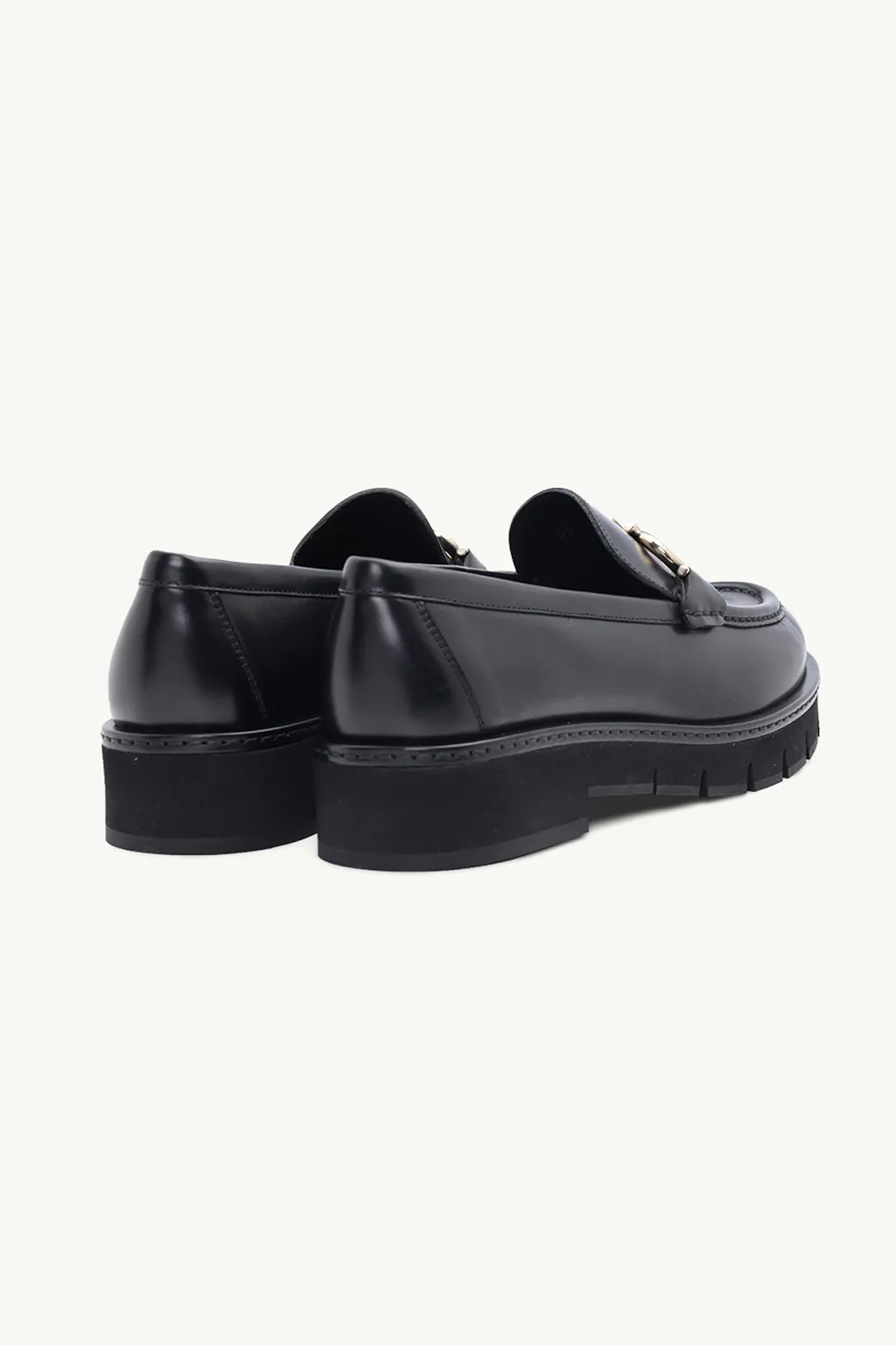FERRAGAMO Women Gancini Heel 2cm Loafer in Black Calf Leather 2