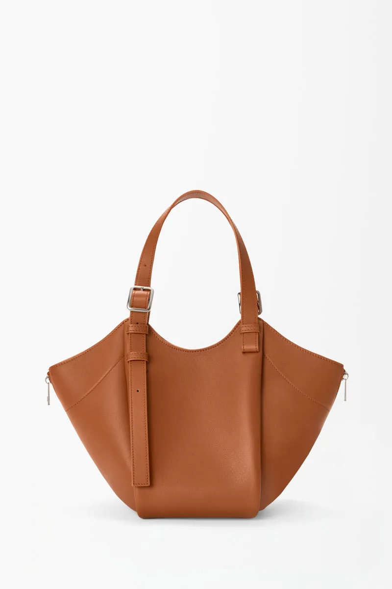 LOEWE Hammock Flip Bag in Brown Squirrel Classic Calfsksin 3