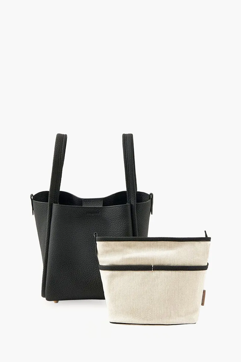 SONGMONT Medium Song Handag in Onyx Grain Leather 1