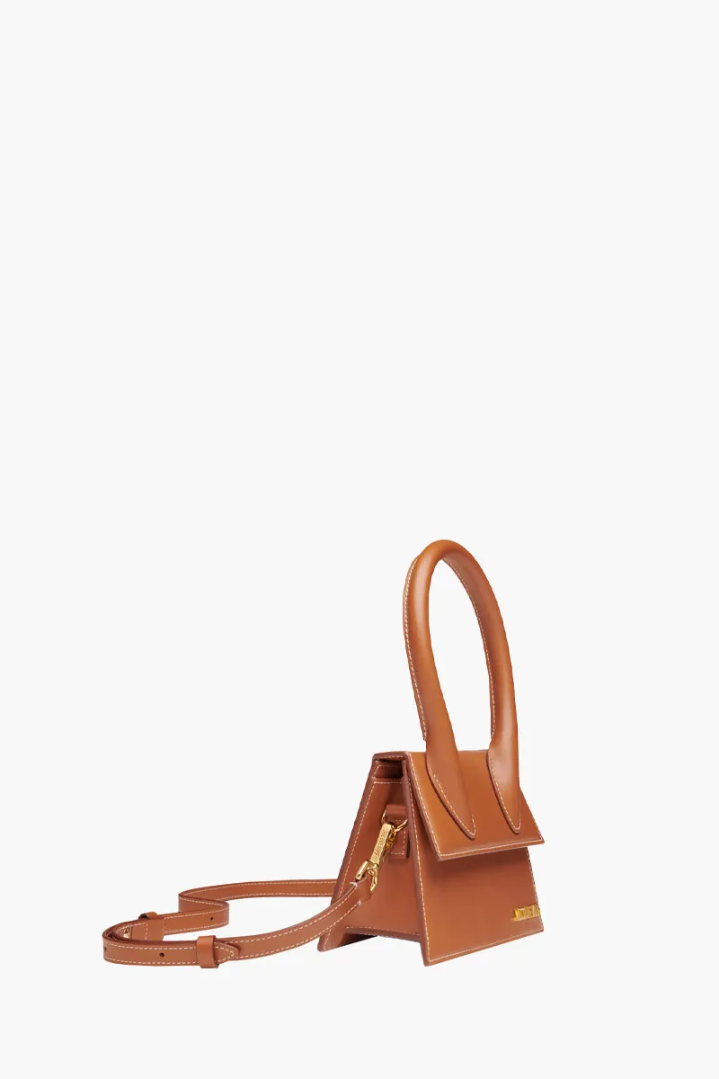 JACQUEMUS Le Chiquito Moyen Hand Bag in Light Brown Calfskin 1
