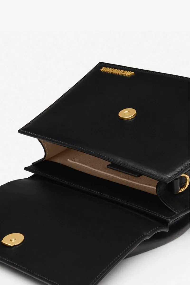 JACQUEMUS Le Grand Chiquito Hand Bag in Black Leather 3