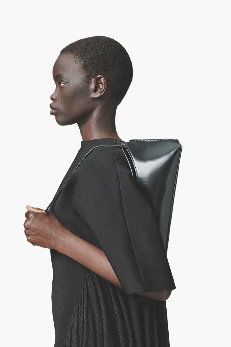 JACQUEMUS La Pochette Ovalo Shoulder Bag in Black Calfskin Leather 3
