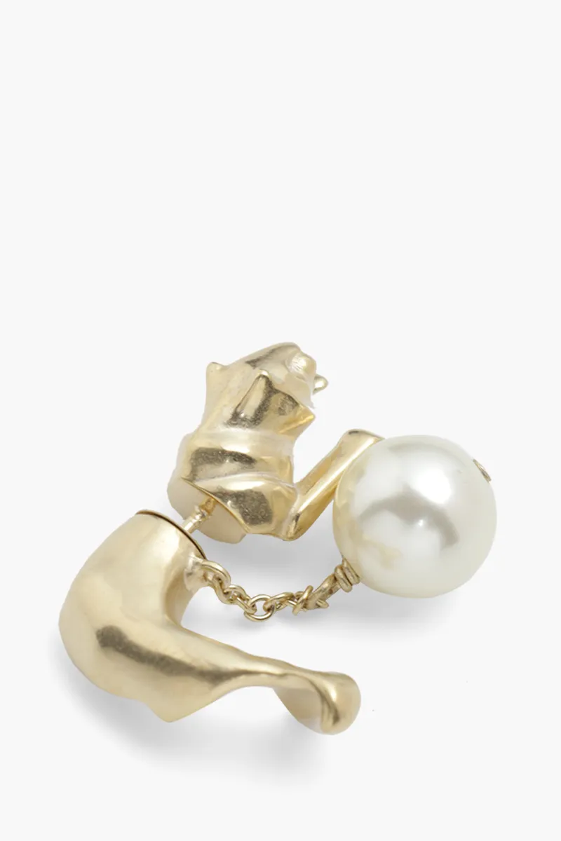 CHRISTIAN DIOR Sea Garden Tiger and Pearl Earring in Gold Metal 1