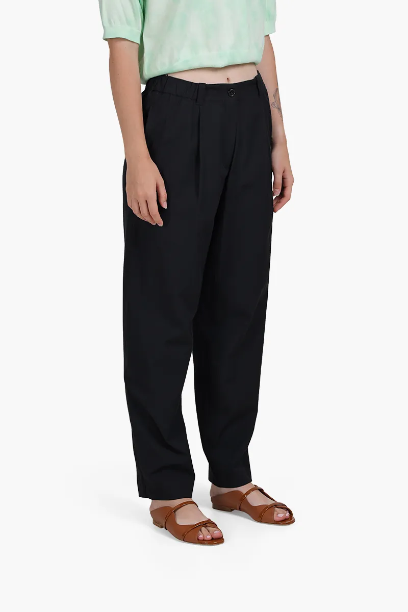 KENZO Women Twill Jogging Trousers in Black with Kenzo Paris Label on Back Pocket 2