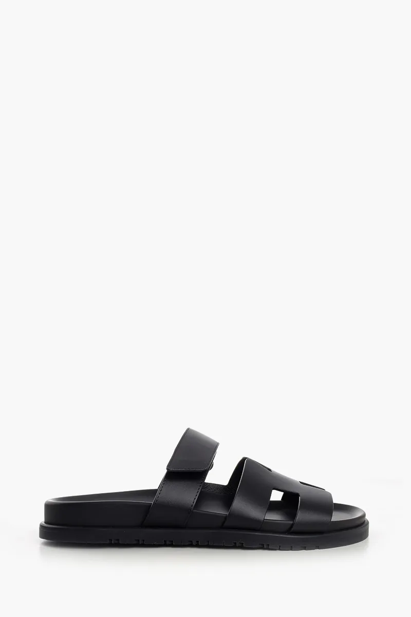 HERMÈS Chypre Sandals in Black Calfskin 0