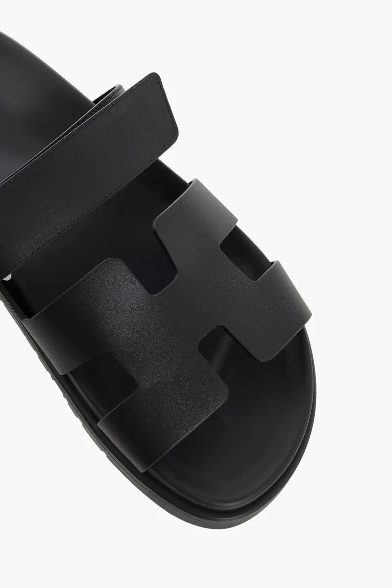HERMÈS Chypre Sandals in Black Calfskin 3