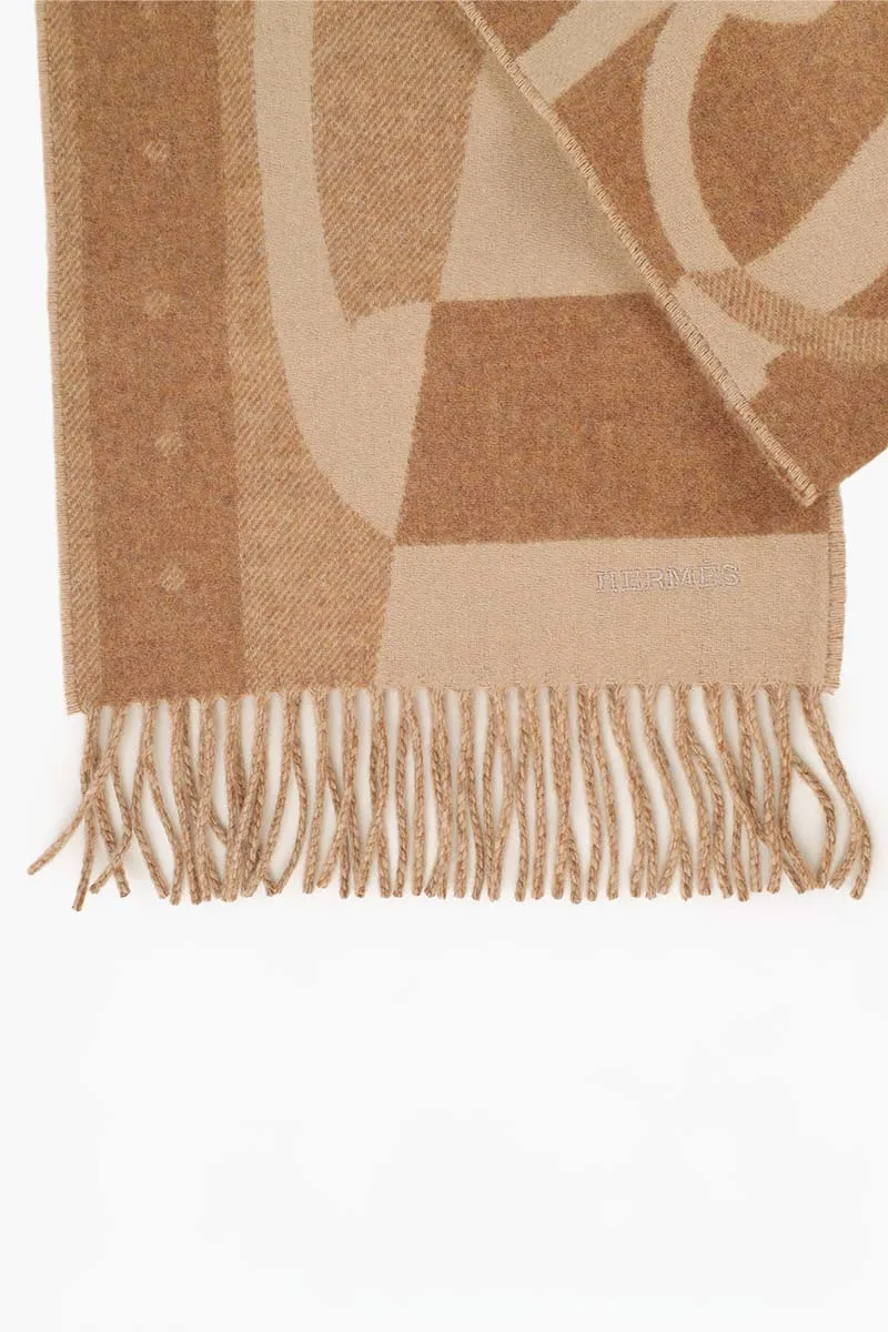 HERMÈS Ready Steady Go Jacquard Scarf in Mottled Kraft/Mottled Caramel Cashmere 2