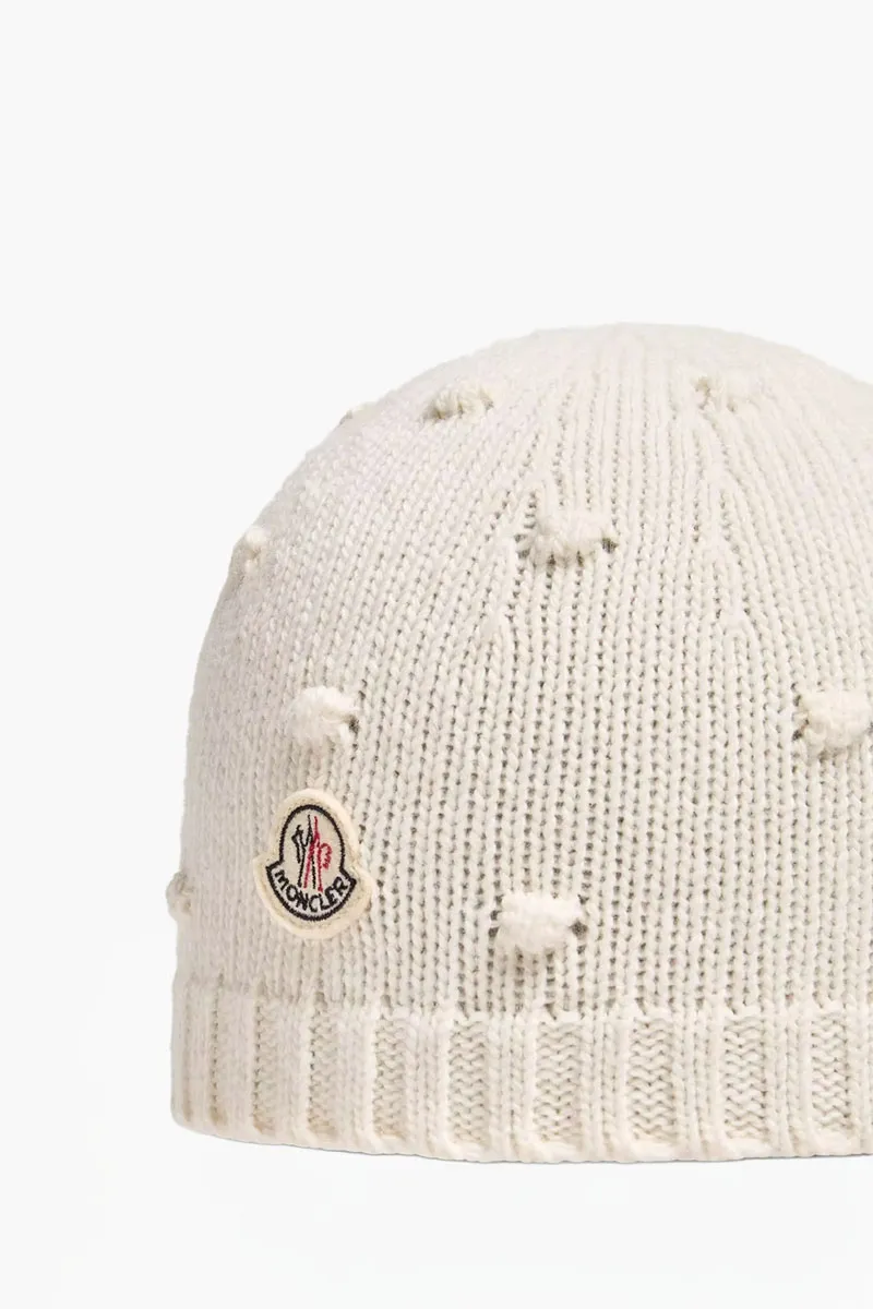 MONCLER Baby Logo Patch Beanie in White Wool and Cashmere 2