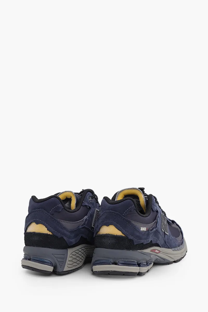 NEW BALANCE Men 2002 Sneakers in Navy 2