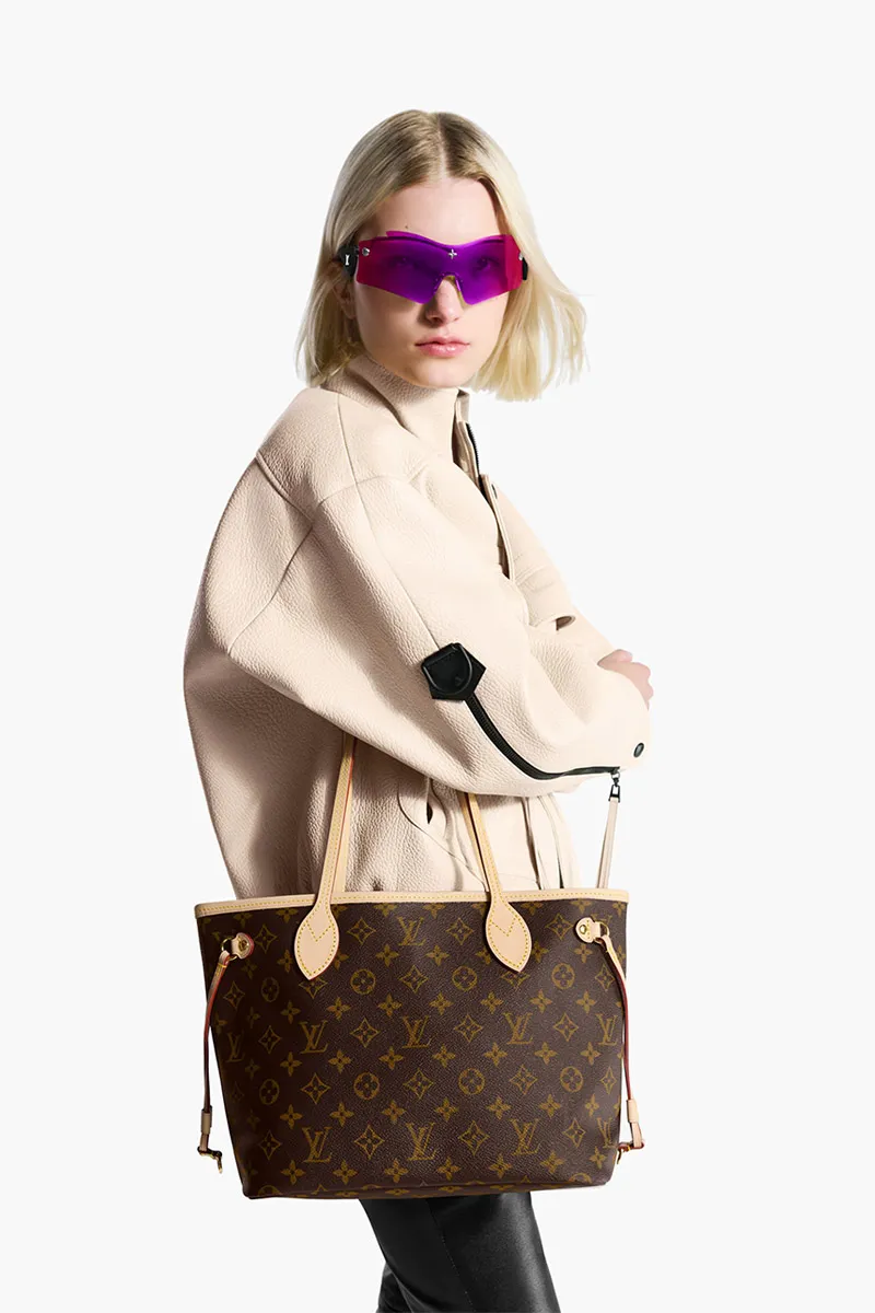 LOUIS VUITTON Neverfull PM Monogram Tote Bag in Beige 3