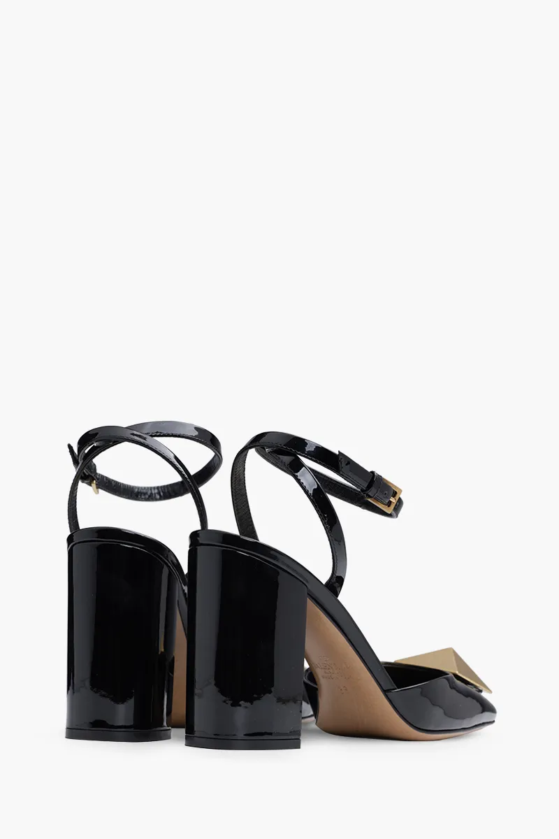 VALENTINO One Stud Pumps 90mm in Black Patent 2