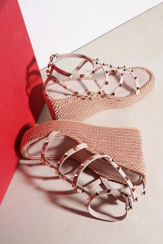 VALENTINO Rockstud Wedges 95mm in Nude Poudre 2