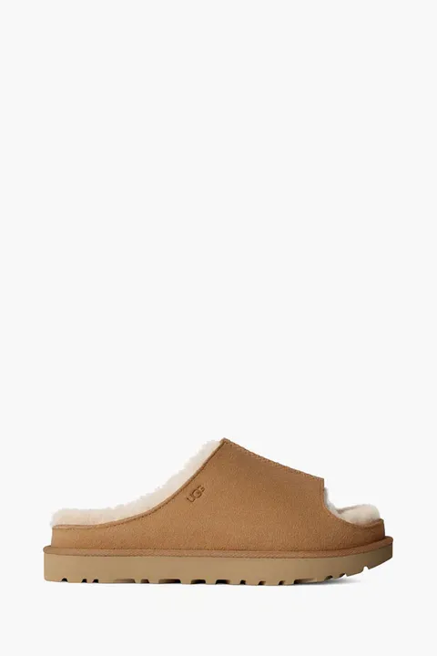 UGG Women Greenport Slides in Chestnut Suede