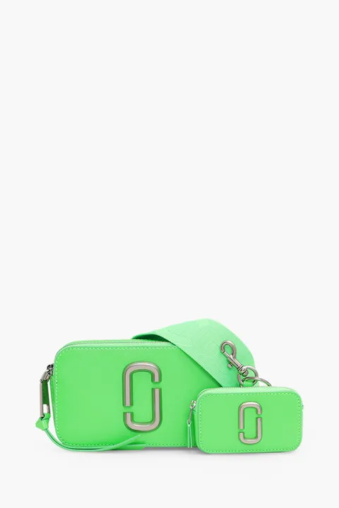 MARC JACOBS Small The Utility Snapshot Camera Bag in Apple