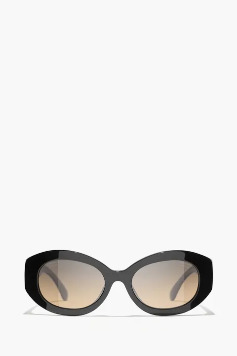 CHANEL Oval Sunglasses in Black Acetate & Nylon
