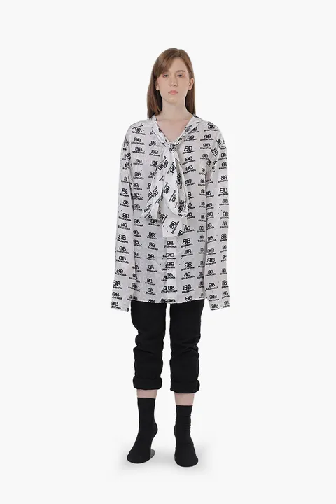 BALENCIAGA Women All Over BB Icon Oversized Shirt in White/Black Silk
