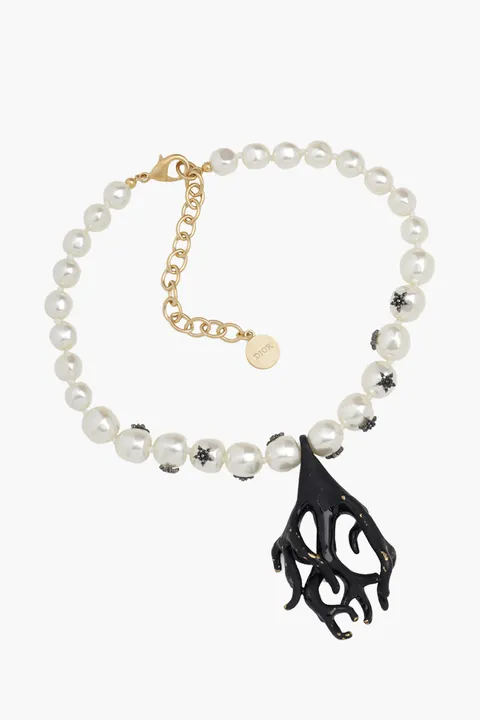 CHRISTIAN DIOR Coral Choker Necklace in Gold/White/Black with Resin Pearls