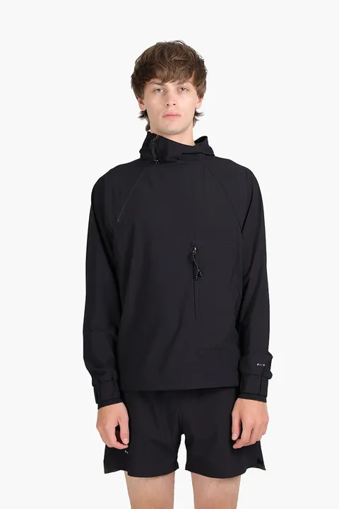 SIKI Water Repellent Windbreaker Pullover in Black with Hoodie